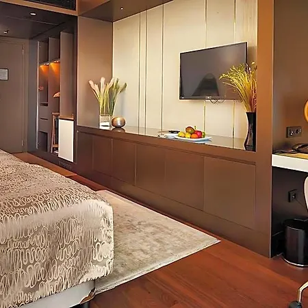 Hotel The G 5*