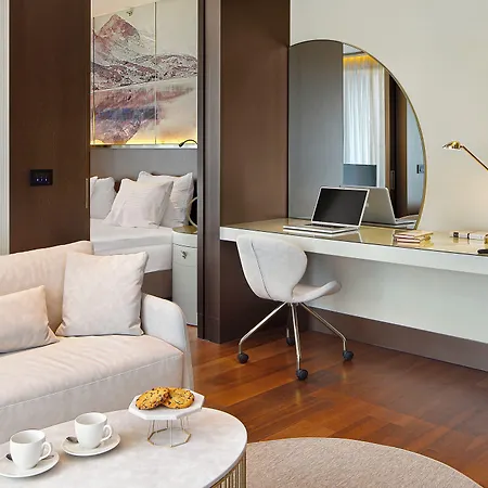 The G 5* Istanbul