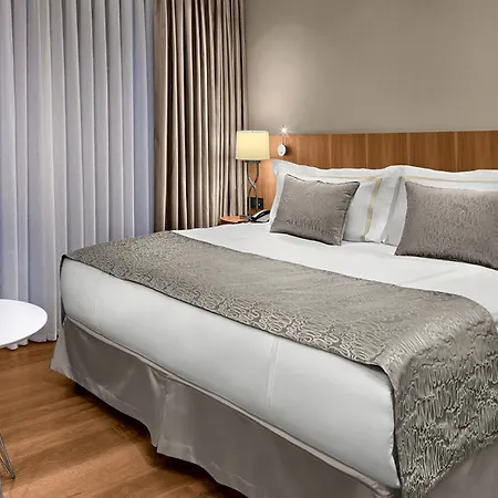 فندق أجنحة ديفان إسطنبول جي بلس 5*