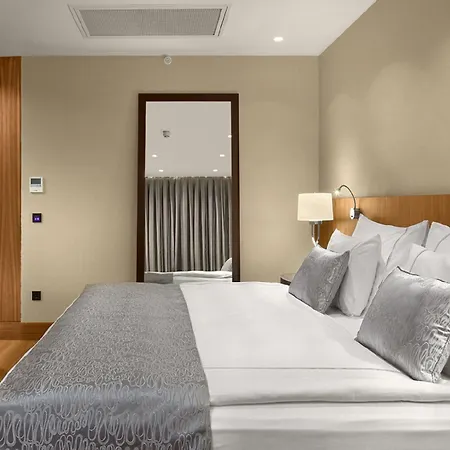 Hotel The G